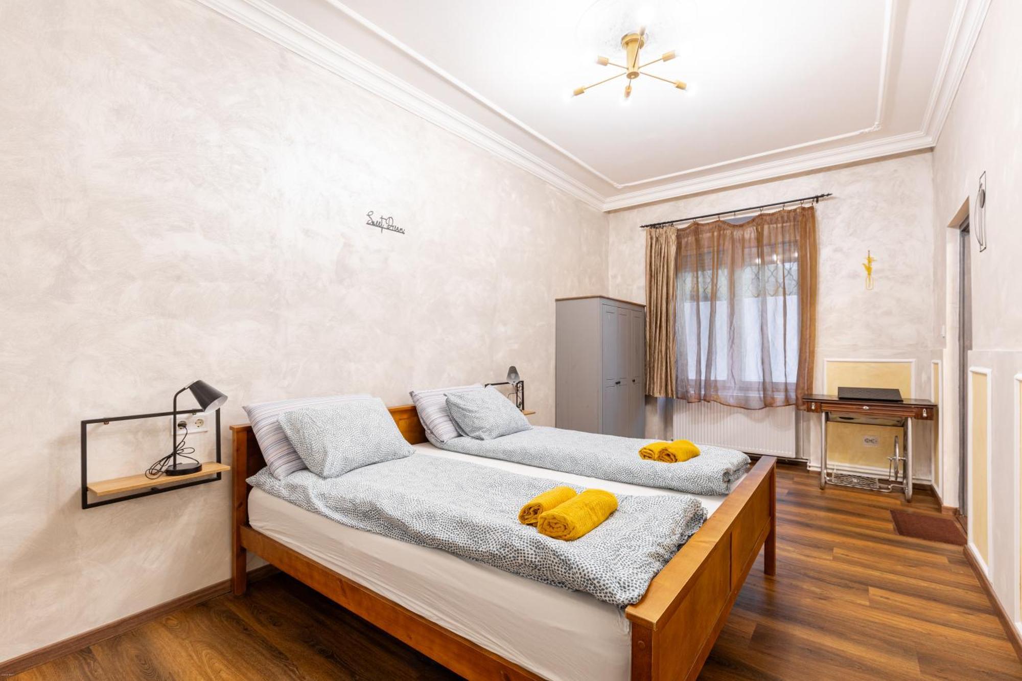 דירות בודפשט Mari&Emi Flat In Corvin מראה חיצוני תמונה