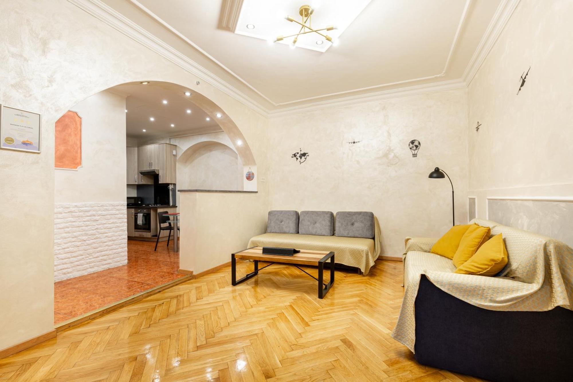 דירות בודפשט Mari&Emi Flat In Corvin מראה חיצוני תמונה